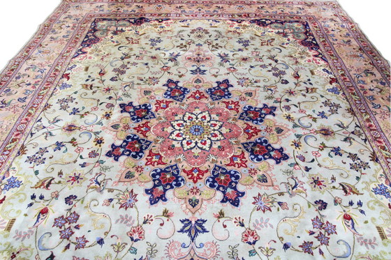 Image 1 of Origineel handgeknoopt Perzisch tapijt Tabriz 40 Raj Fijn 387 X 300 Cm Topconditie
