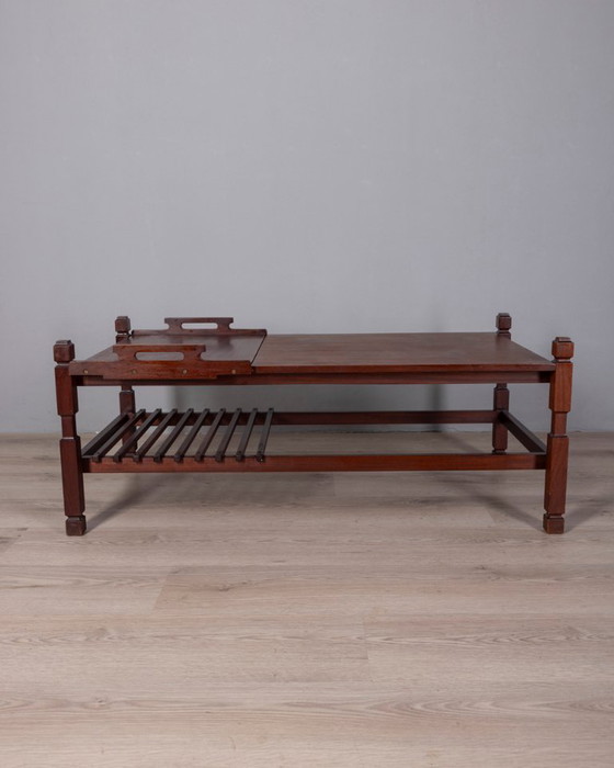 Vintage 1960s coffee table with pull-out tray, Italian design – Wood (photo 2 of 10)