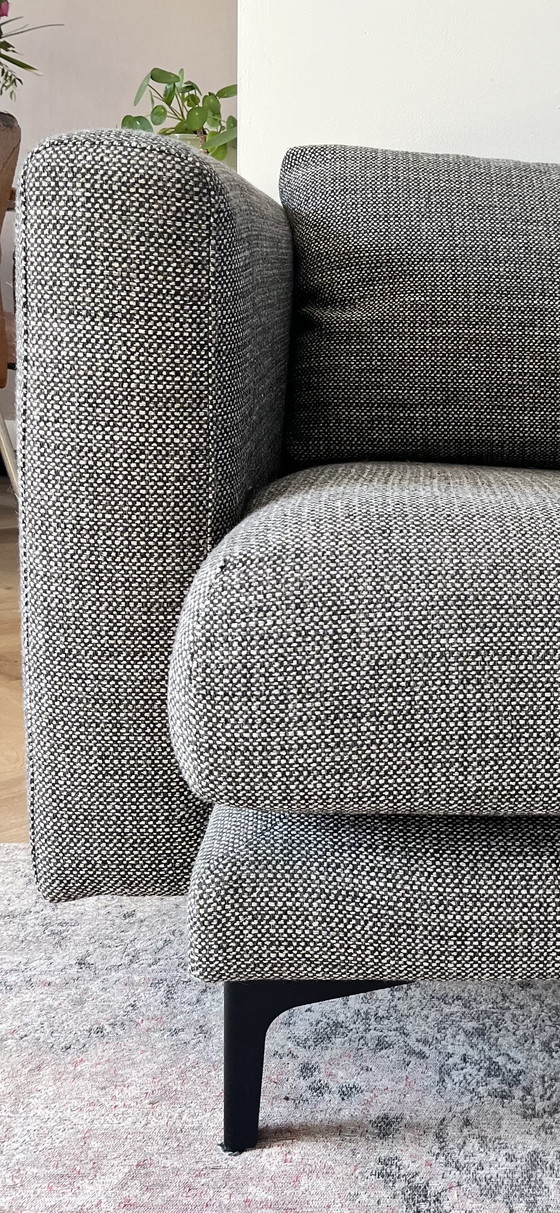 Image 1 of Bellissima poltrona realizzata con divano 4*6