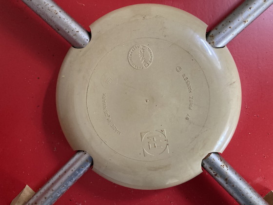 Image 1 of Fritz Hansen Moskitostuhl 5x