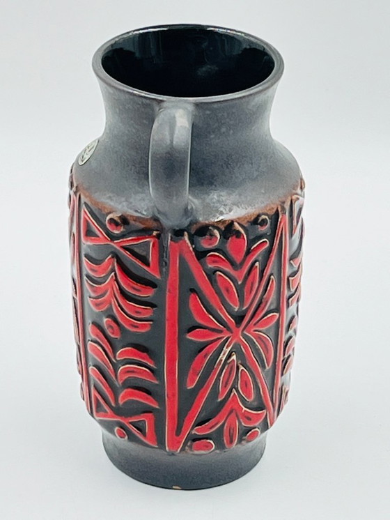 Image 1 of Vaso in ceramica a rilievo della Germania occidentale, rosso, anni '70