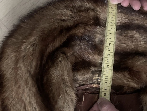 Vintage Natural Fur Coat - Furrier Ballenegger Lausanne – Gifts, Leather, Other (photo 15 of 15)