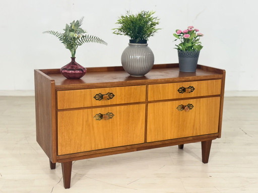 Meuble bas vintage, commode, meuble de salon, meuble d'entrée, armoire