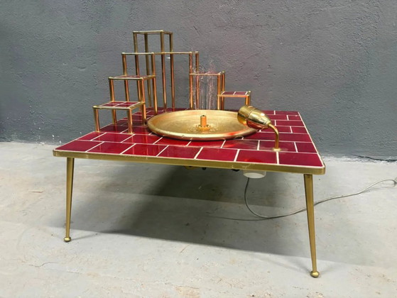 Image 1 of Retro-Hausbrunnen, futuristisch inspiriertes Wasserspiel aus glasierter Keramik und Metall im Stil des späten 20. Jahrhunderts, 