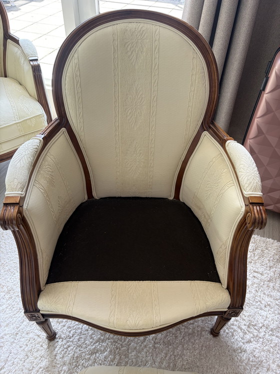 Image 1 of 2 fauteuils classiques