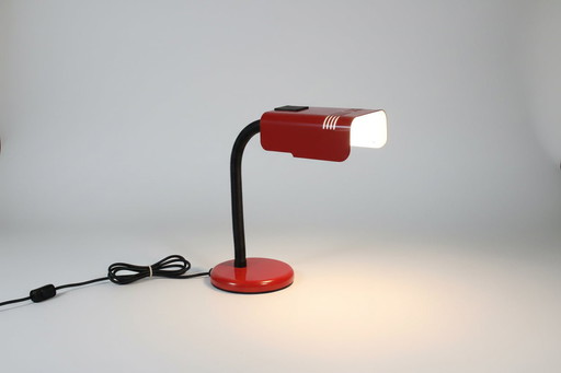 Lampada da scrivania italiana rossa anni '70 di Targetti