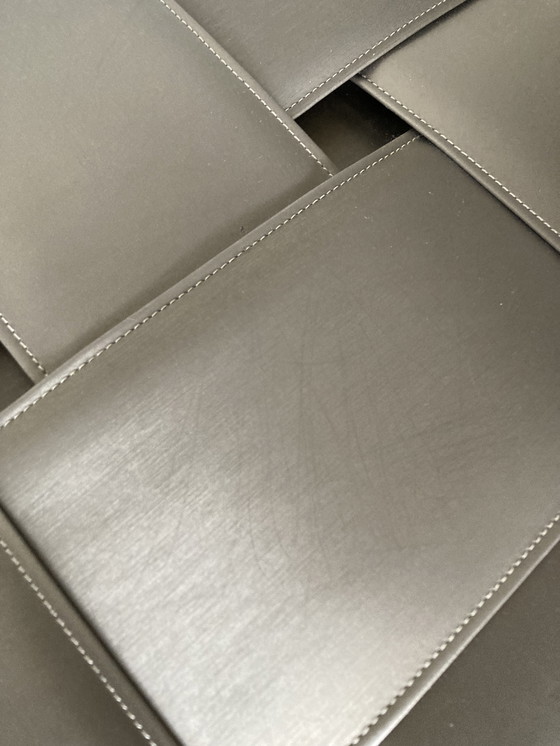 Image 1 of Geflochtener Hocker