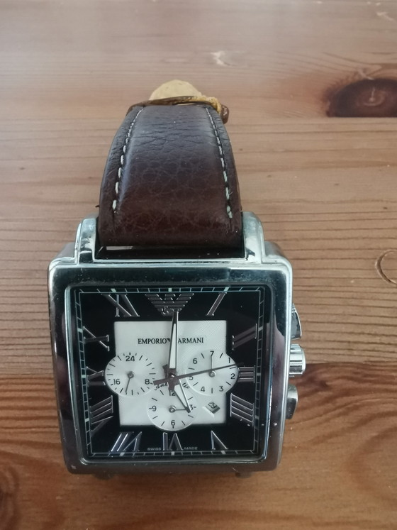 Image 1 of Montre chronographe Emporio Armani AR0186 - Élégante et classique ⌚