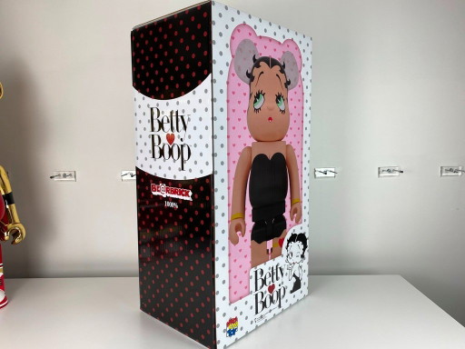 Bearbrick Betty Boop black version 1000% MEDICOM toys