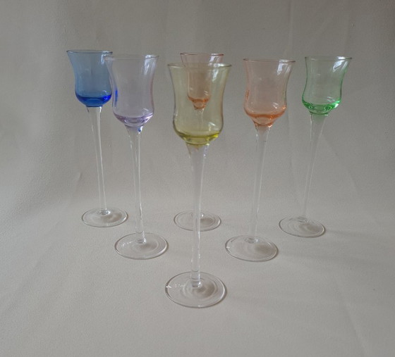 Image 1 of Vintage gekleurde likeurglazen, 6 stuks
