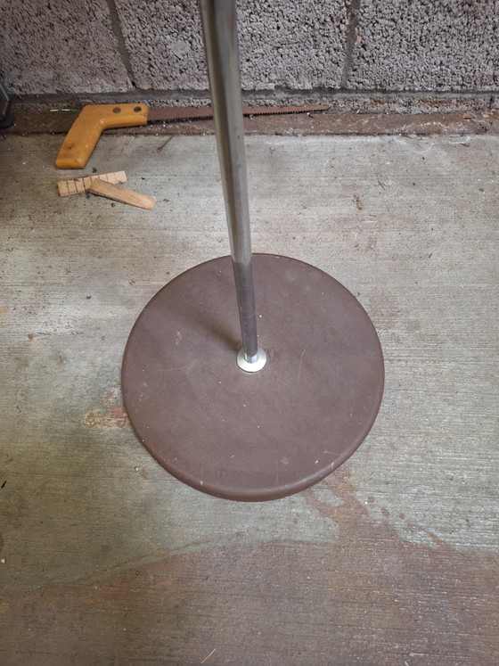 Image 1 of Herda staande schemerlamp met houten fineerkap
