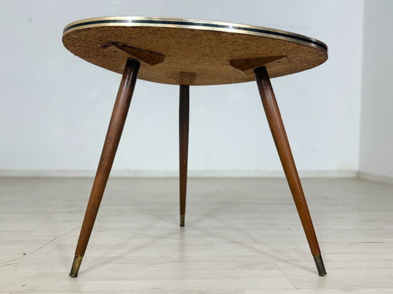 Image 1 of Fabulous vintage coffee table / living room table / kidney-shaped table / side table Mid-Century