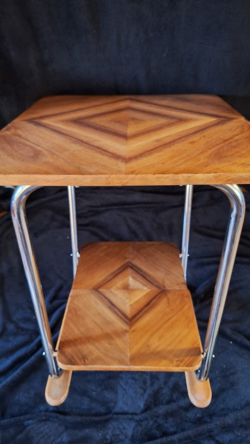 Table d'appoint Bauhaus : chrome et bois