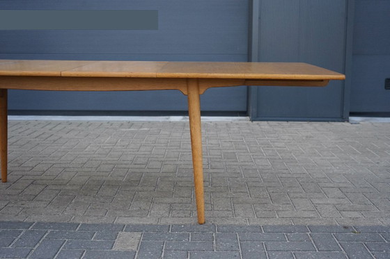 Image 1 of Table de salle à manger extensible en chêne Hans J. Wegner Modèle AT 310 par Andreas Tuck,1960s