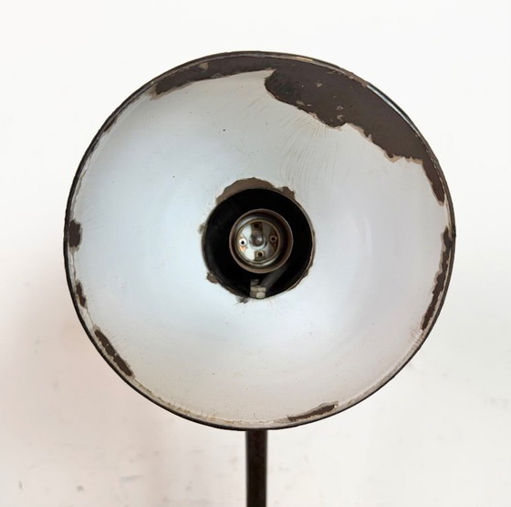 Image 1 of Industriële zwarte geëmailleerde Bauhaus bureaulamp, jaren 30