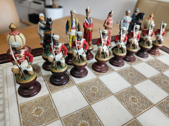 Raj Verzamel schaakspellen van Franklin Mint Porselein, jaren 70, Set van 33 – Decoratieve objecten (photo 3 of 19)