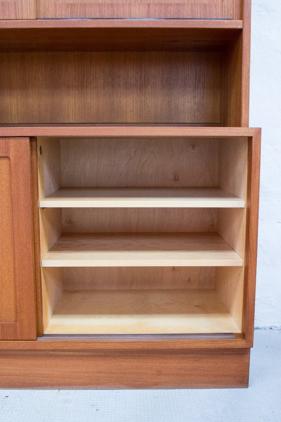 Image 1 of Poul Hundevad armadio a ripiani vintage in teak