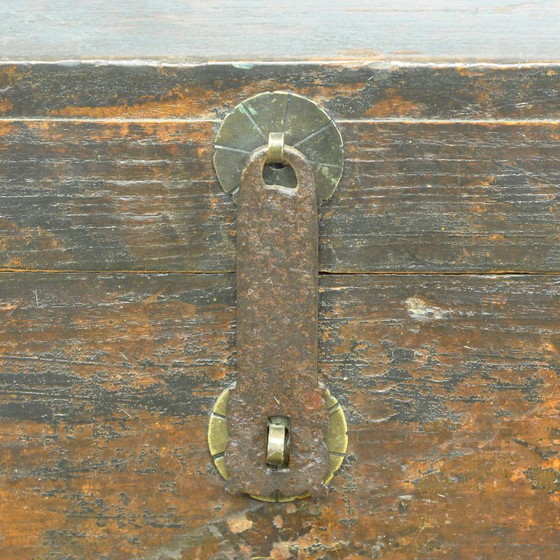 Antico baule in legno giapponese, circa 1890 – Armadi contenitori, Iron, Wood (photo 11 of 17)