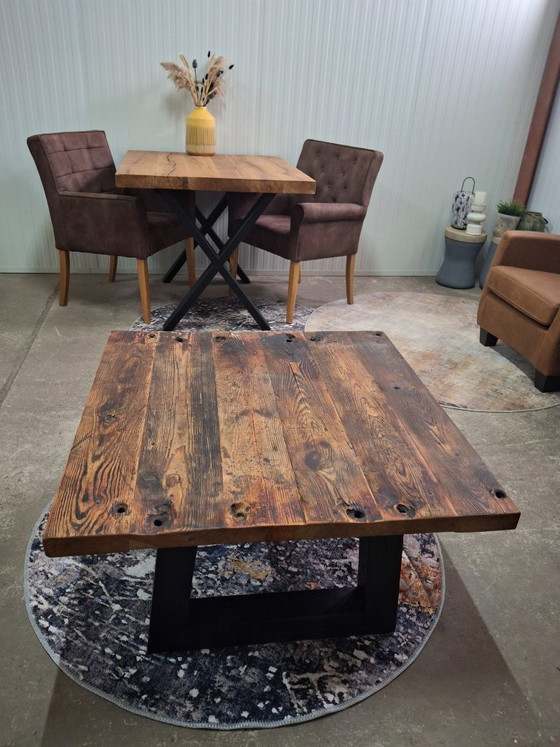 Image 1 of New robust coffee table made of rustic barnwood 95x95cm