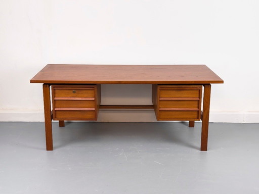 Mid-Century Teak Desk by Svend Åge Madsen for Sigurd Hansen, 1960s