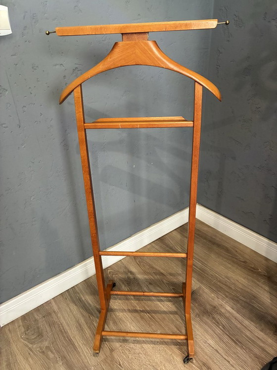 Fratelli Reguitti valet stand on wheels, beech, Italy, 1960s, Coat racks, Wood, Brass, Brown (photo 6 of 7)