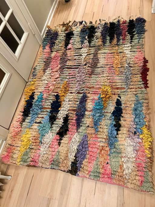 Neu mit Etikett! Vintage Berber handgewebt Boucherouite-Teppich