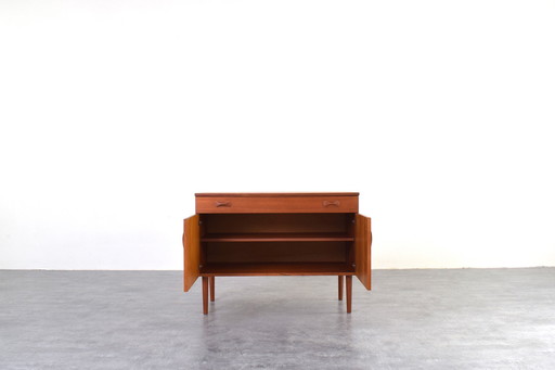 Dänischer Teakholzschrank von Clausen & Son, Mid Century, 1960er Jahre.