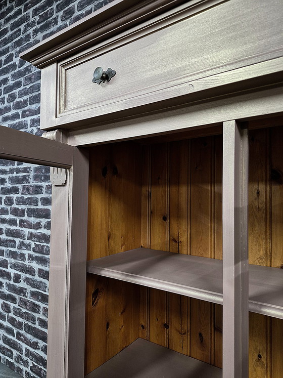 Image 1 of Armadio da ragazza / Vetrina / Cassettiera / Credenza