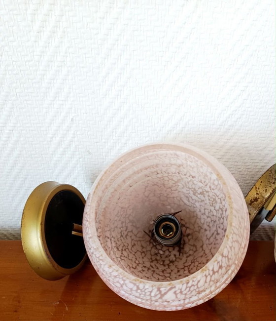 Image 1 of 2x Art Deco Clichy rosa Glaswandleuchten