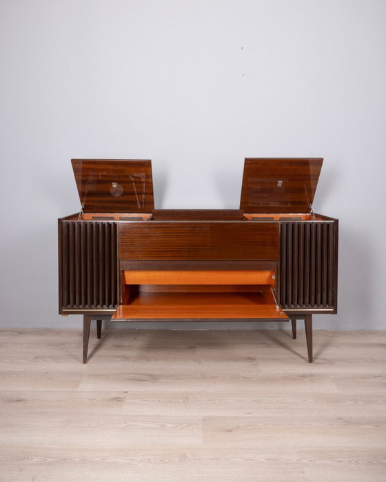 Image 1 of VINTAGE 1960S RADIO PHONOGRAPH STEREO MOBILE ROSSINI MODEL BY GRUNDIG