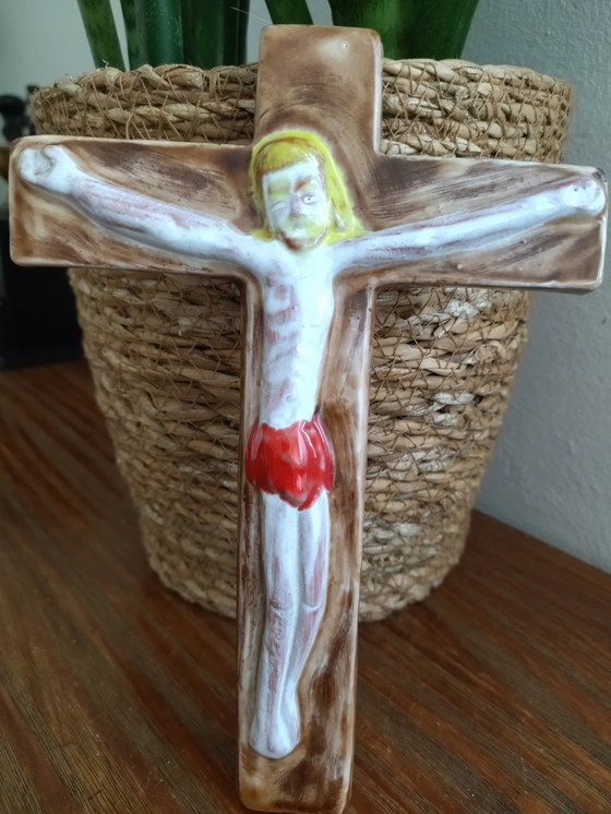 Image 1 of Crucifix vintage en terre cuite 