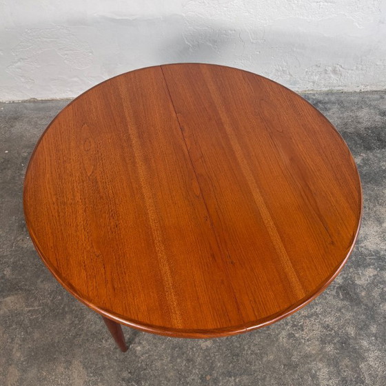 Image 1 of G-Plan Teak Round Extendable Dining Table, 1970