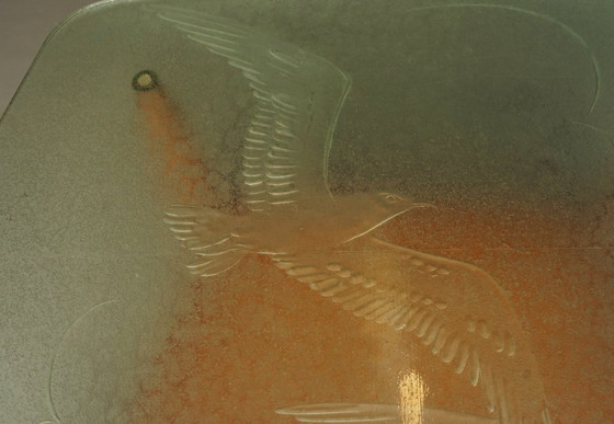 Image 1 of Grote art-deco salontafel met opvallend glazen blad, jaren 1940