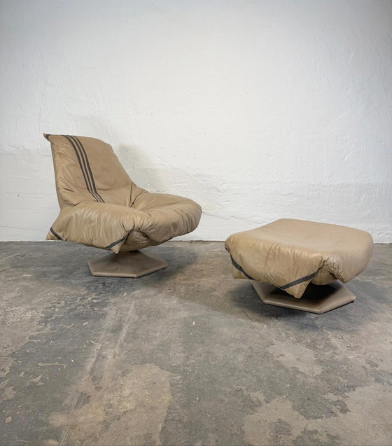 Image 1 of Vintage Space Age leather easy chair and ottoman 