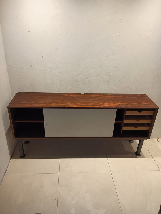 Image 1 of Cadovius-Schrank auf Metallsockel