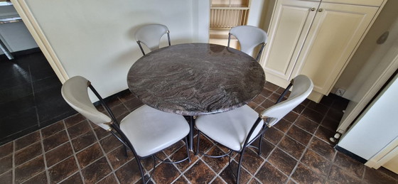 Salles à manger complètes Années 80: Table Marbre & 4 Chaises Style Arrben – Marble, Metal (photo 4 of 10)