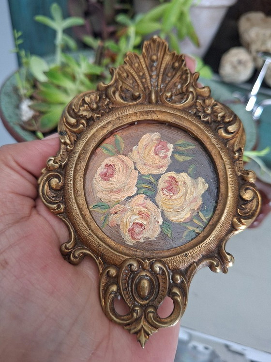Image 1 of Miniatura vintage di dipinto ad olio floreale in cornice di bronzo - Decorazione romantica in stile shabby chic francese