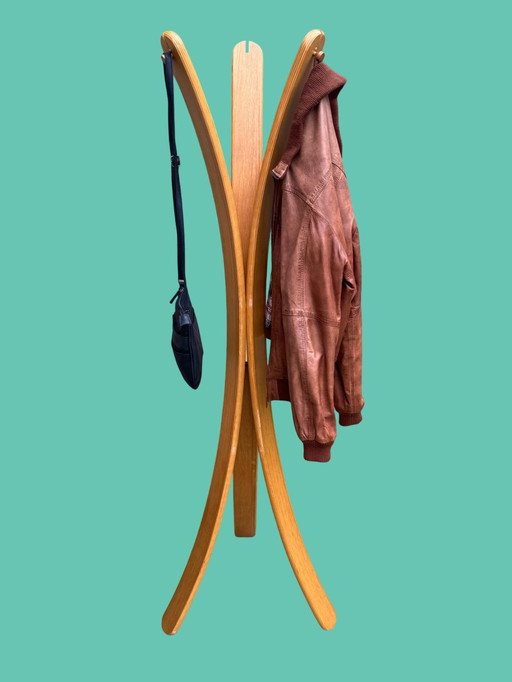 Italian design coat rack | 1970s | Sculptural multi-layered oak | Giancarlo Piretti style