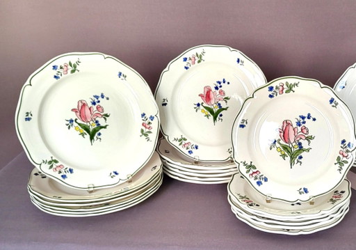 Complete Gien Lorraine 24-Piece Dinnerware Set in Very Good Condition – servies, Porcelain (photo 2 of 9)