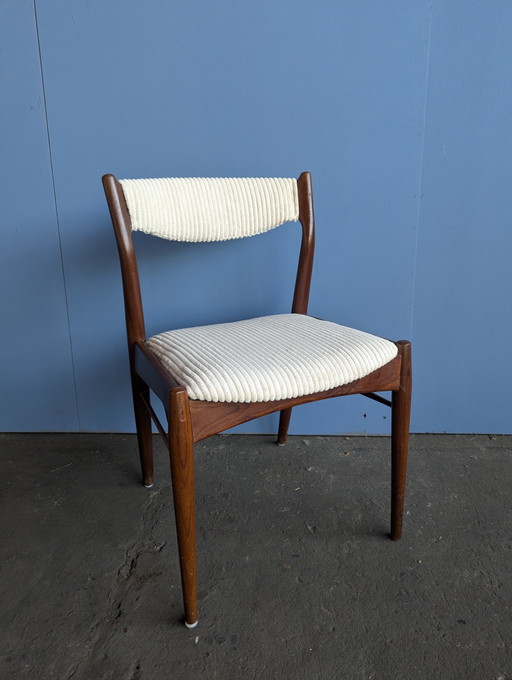 Midcentury Deense teak stoel- nieuwe boucle stof