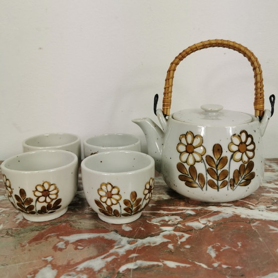 Image 1 of Vintage mid century theeservies. Theepotje en vier kommetjes. Keramiek
