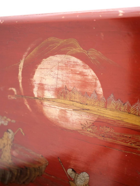 Image 1 of tavolino laterale laccato rosso art déco giapponese