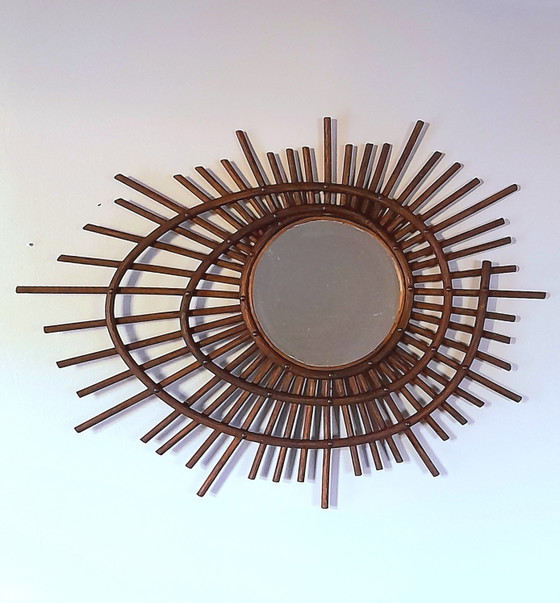 Image 1 of Espejo de ratán en espiral, 1960