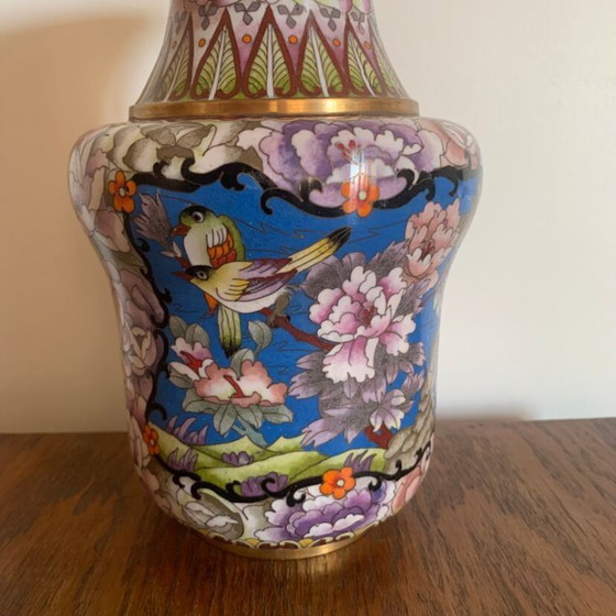 Image 1 of Vase chinois à décor de pivoines et oiseaux – XXe siècle