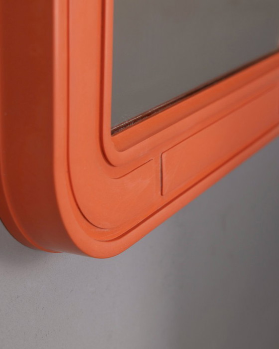 Image 1 of Vintage oranje wandspiegel van Carrara Matta, jaren 70.