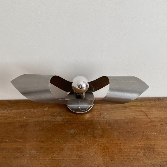 Image 1 of Applique da parete Oxar. 1970. Alluminio curvato. Era spaziale.