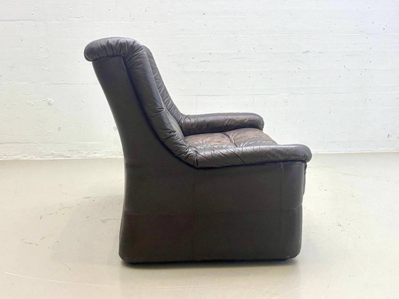 Vintage leather sofa, 1970s – 2 seaters (photo 10 of 13)