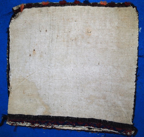 Image 1 of Bolso afgano Baluch antiguo hecho a mano de 44 cm x 45 cm (1,4' x 1,5'), década de 1900 - 1C384