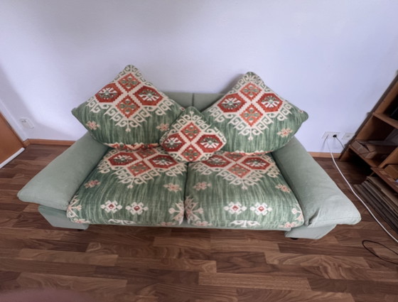 Sofá original de diseño de Giorgio Soressi (años 90) – Estilo posmoderno / Kilim – Herma, Sofás de 2 plazas (photo 4 of 12)