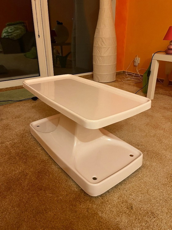 Image 1 of Mesa de centro de la era espacial con ruedas